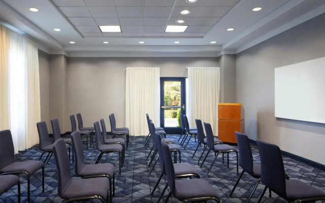Courtyard by Marriott Newark Silicon Valley