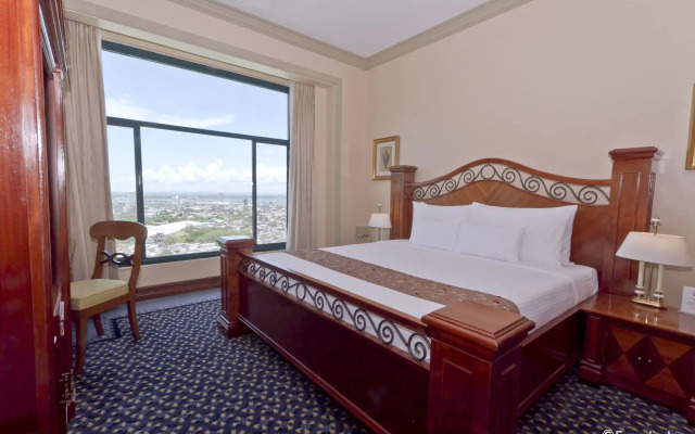 Waterfront Cebu City Hotel & Casino