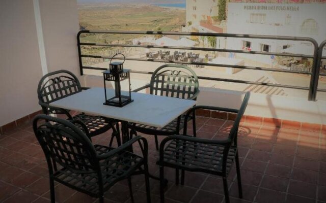 Hostal  Arco Plaza