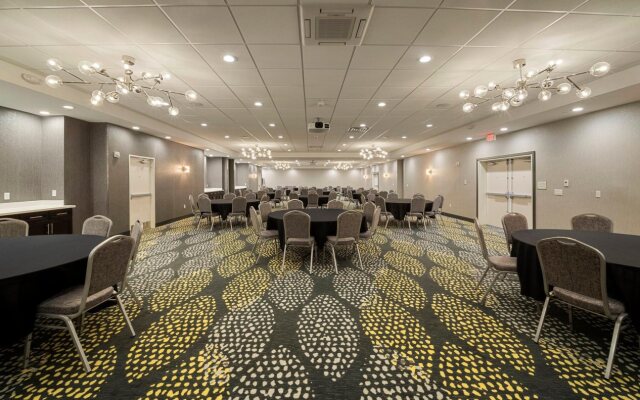 Holiday Inn & Suites Decatur-Forsyth by IHG