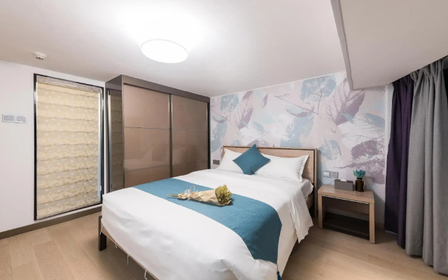 Four Seasons Loft International Hotel Apartment (Shenzhen Yihai City Mall)