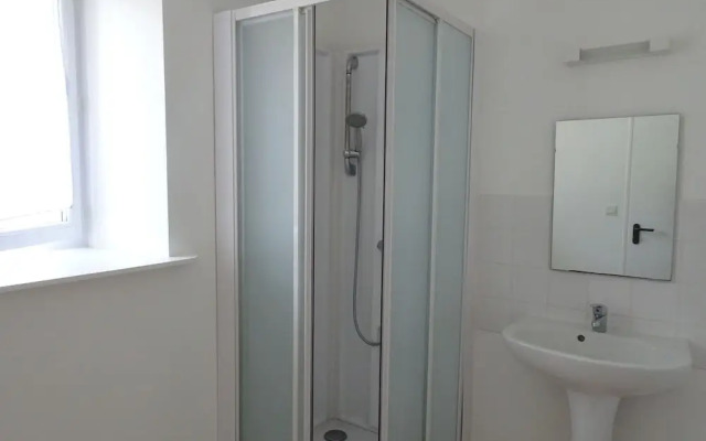 Apartment Near the Beach in Ploulec'h