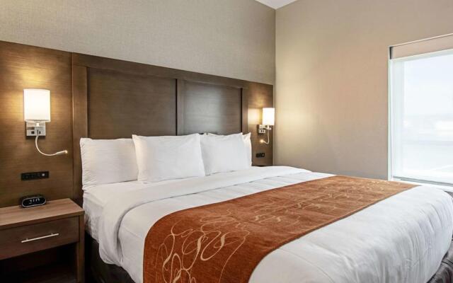 Comfort Suites Grove City - Columbus South