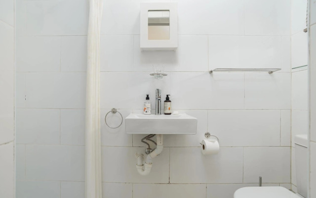 Devonshire Apartment