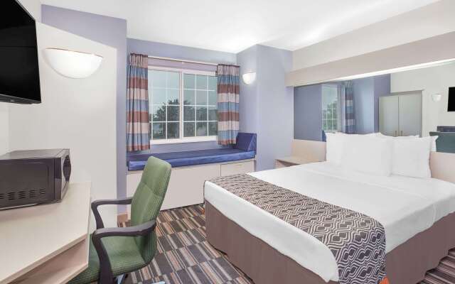 Microtel Inn & Suites by Wyndham Appleton