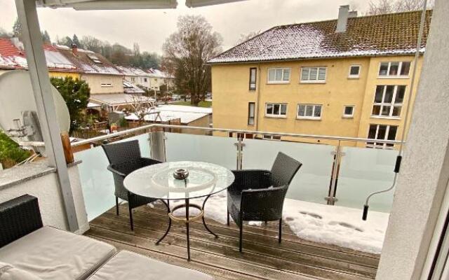 Luxuriöses Studio im Zentrum, Balkon, Kamin, Klima