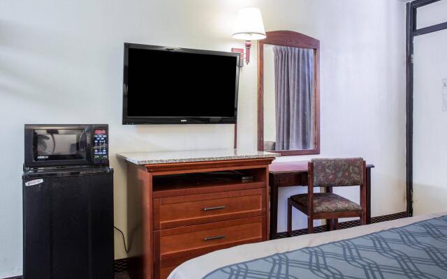 Econo Lodge Goose Creek