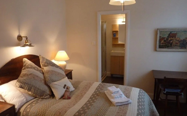 Le Logis Bed and Breakfast