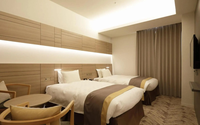 Nippon Seinenkan Hotel