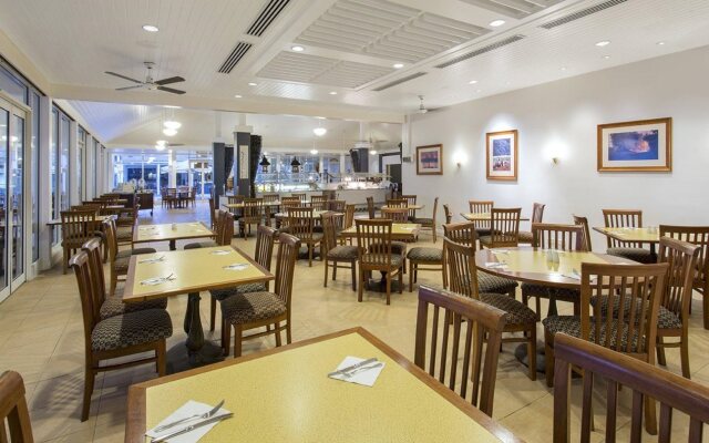 Hotel Grand Chancellor Palm Cove