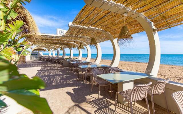 1ªLínea-50m de playa-210m2 utiles-BBQ privada-Vistas al mar-3 terrazas