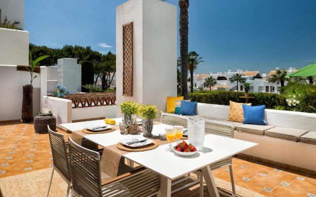 Stunning Modern Apt Frontline beach - RDR206