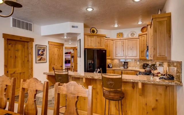 Town Pointe by Park City Lodging