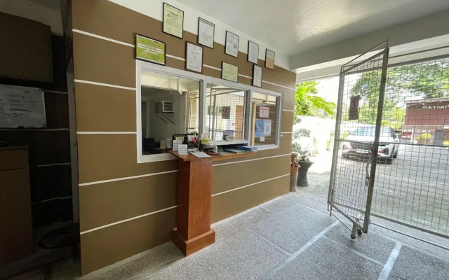 Captains Suites Albay