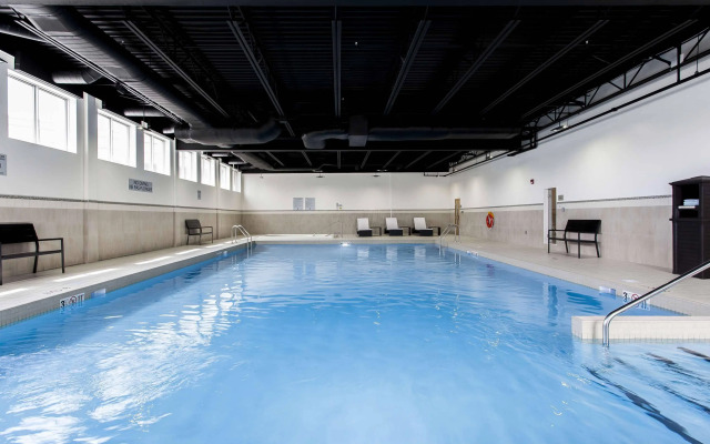 Courtyard by Marriott Montreal West Island/Baie D'Urfe