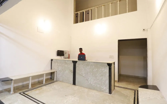 OYO 18789 The Pearl Inn