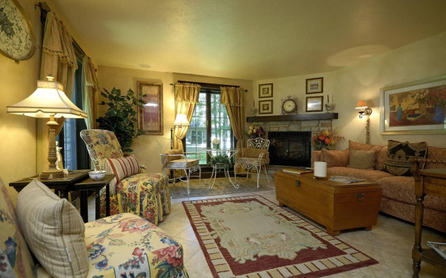 The Roost Bed and Breakfast