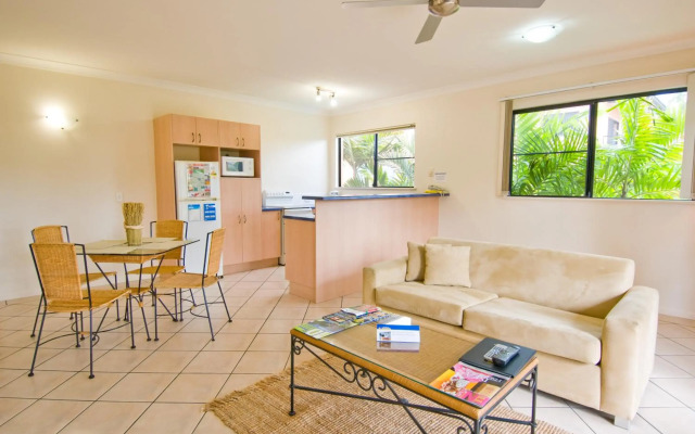 Central Plaza Apartments