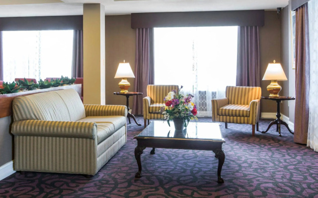 Royal Palms INN