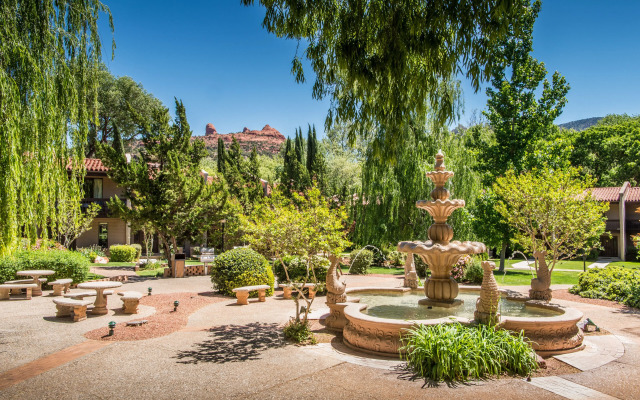 Arroyo Roble Resort at Oak Creek