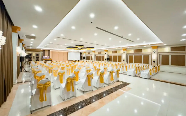 Golden Empire Suvarnabhumi Hotel