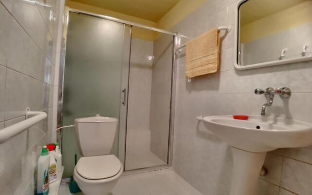 Studio Saintes-Maries-de-la-Mer, 1 pièce, 2 personnes - FR-1-475-56