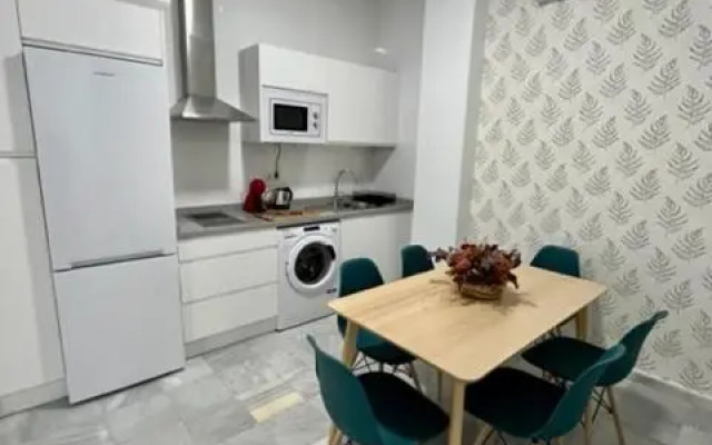 Arenal 3br apartment, 300 mtrs from Cathedral