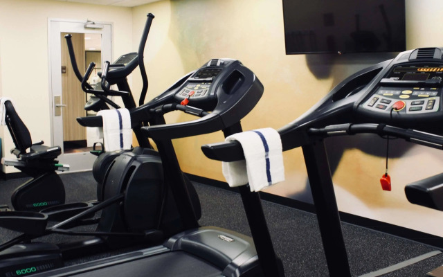 Best Western Plus Arrowhead Hotel