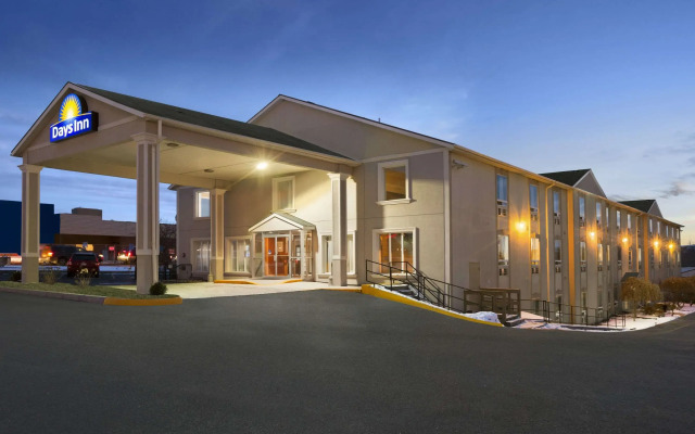 Days Inn by Wyndham Woodstock