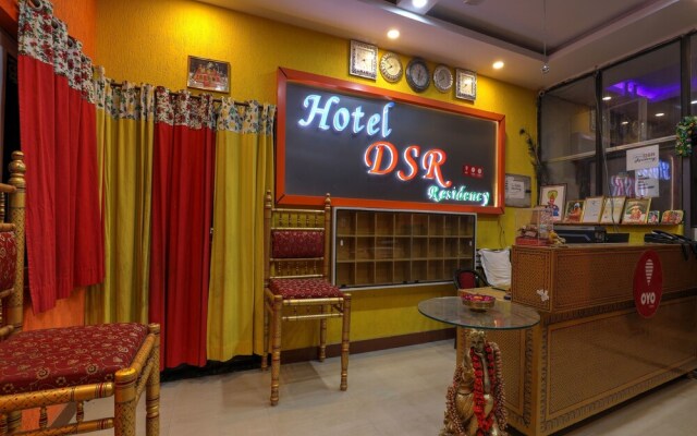 OYO 14027 Dsr Residency