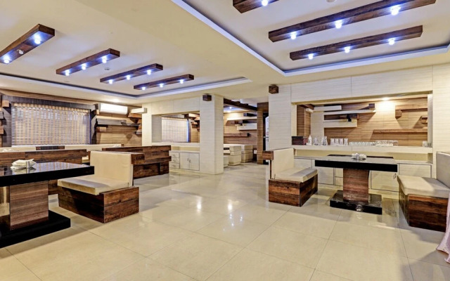 Treebo Tryst Grand Majesty