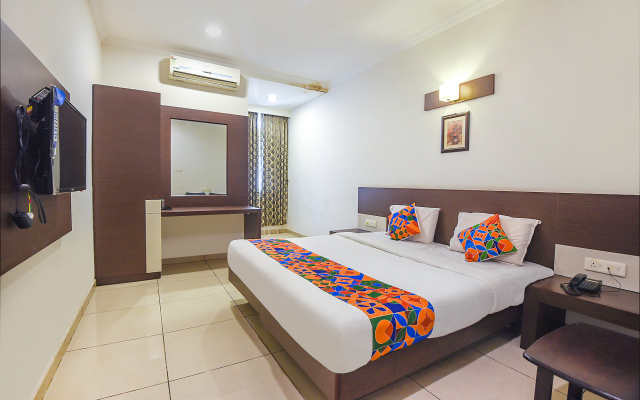 FabHotel White Clouds