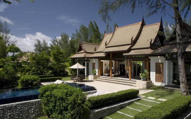 Double Pool Villas by Banyan Tree