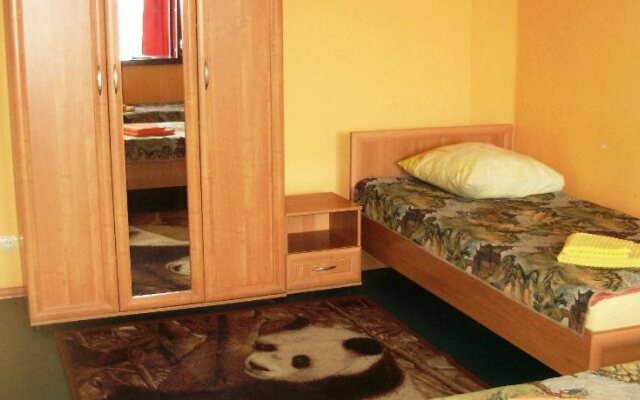 Black Belt Hotel (Hostel)