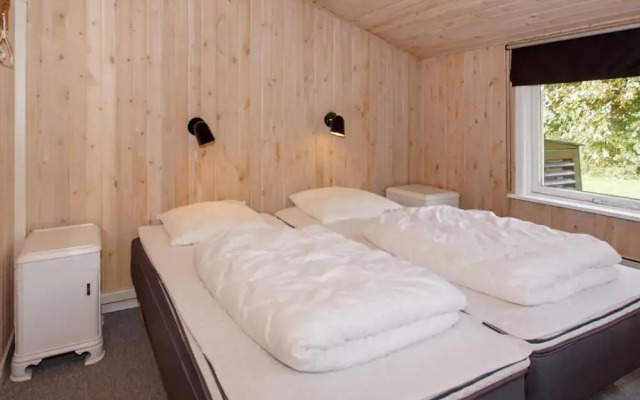 Enticing Holiday Home in Hemmet near Sea