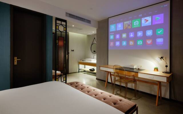 Shanghai Uin Hotel