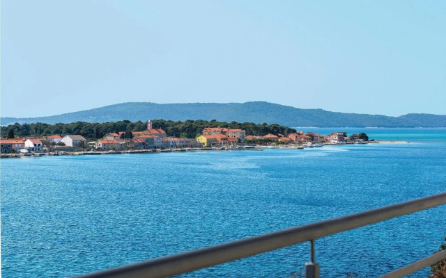 Awesome Home in Brodarica With Wifi and 2 Bedrooms