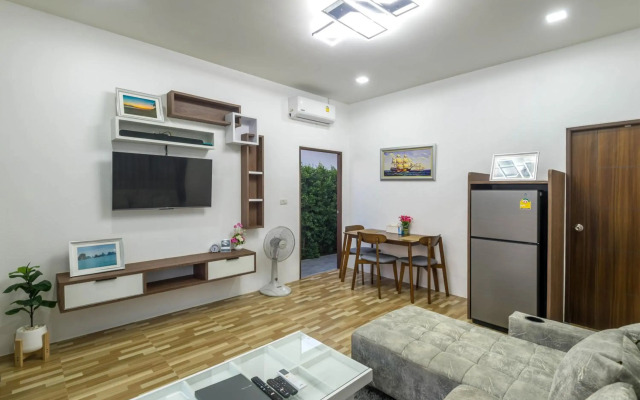 Lark Pool Villa Krabi