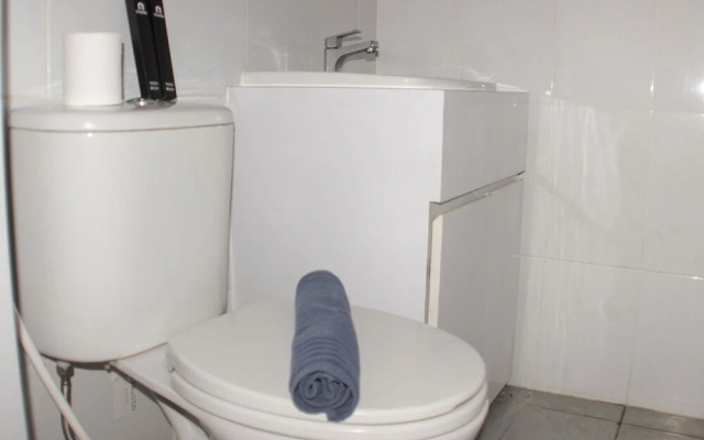 Cozy Stay And Elegant 2Br At Patraland Urbano Apartment