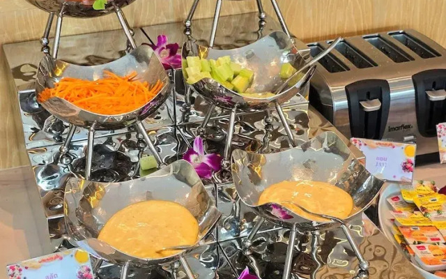 Luxtalay Khanom Hotel