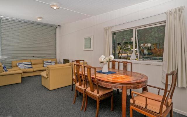 Rangimarie on Kenwood- Matarangi Holiday Home