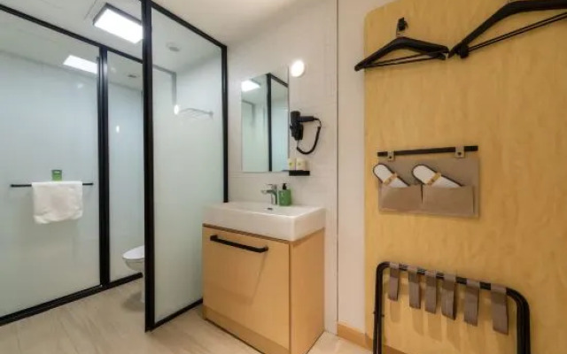 Hi Inn Hotel (Beijing Shunyi Niulanshan)