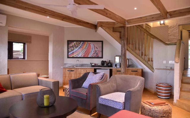 Victoria Falls Safari Suites