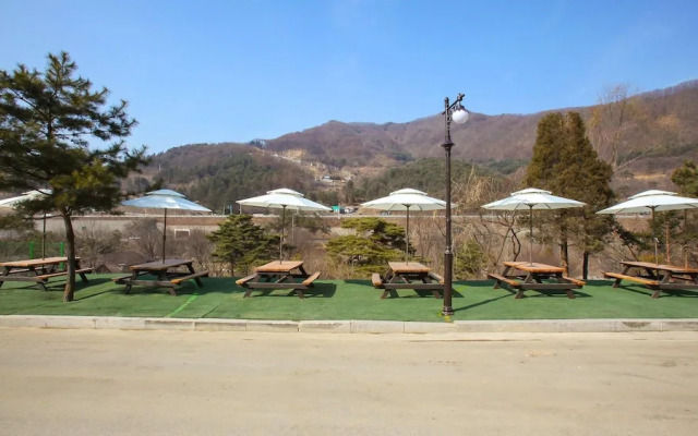 Gapyeong Chengpyeong Caviar Pension