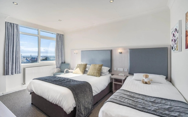 St Ives Hotel