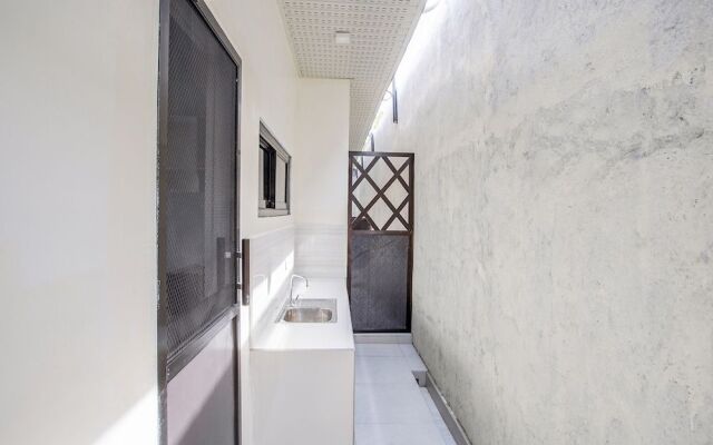OYO 504 Casa Mia Hotel Suites Residence