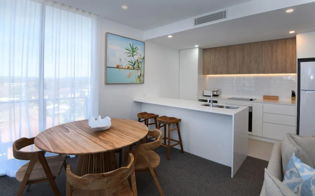 X Kirra Apartments