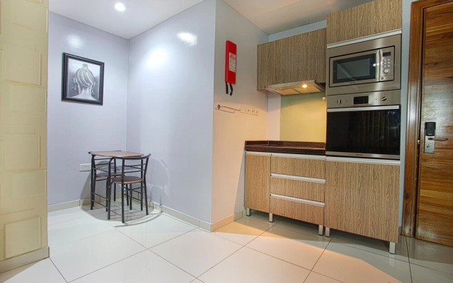 H21 Apartments & Lounge