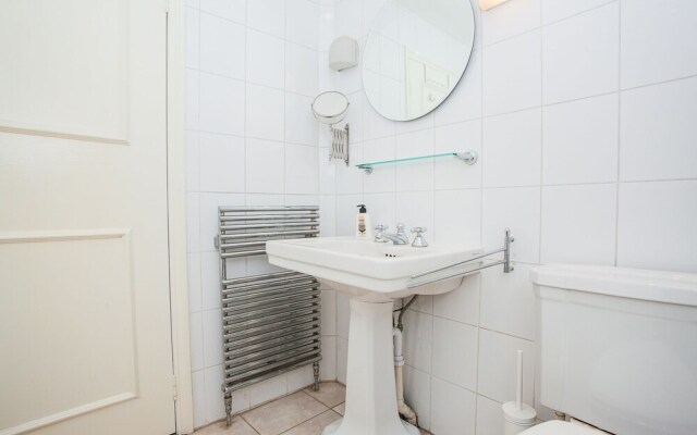 1 Bedroom Apartment Near Primrose Hill