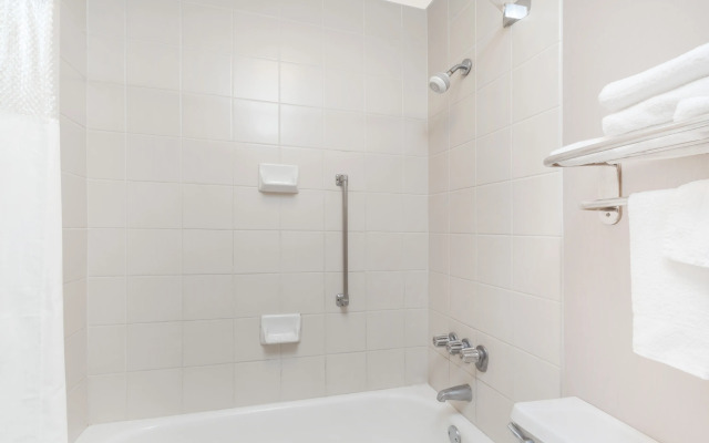 Travelodge by Wyndham Lakeland